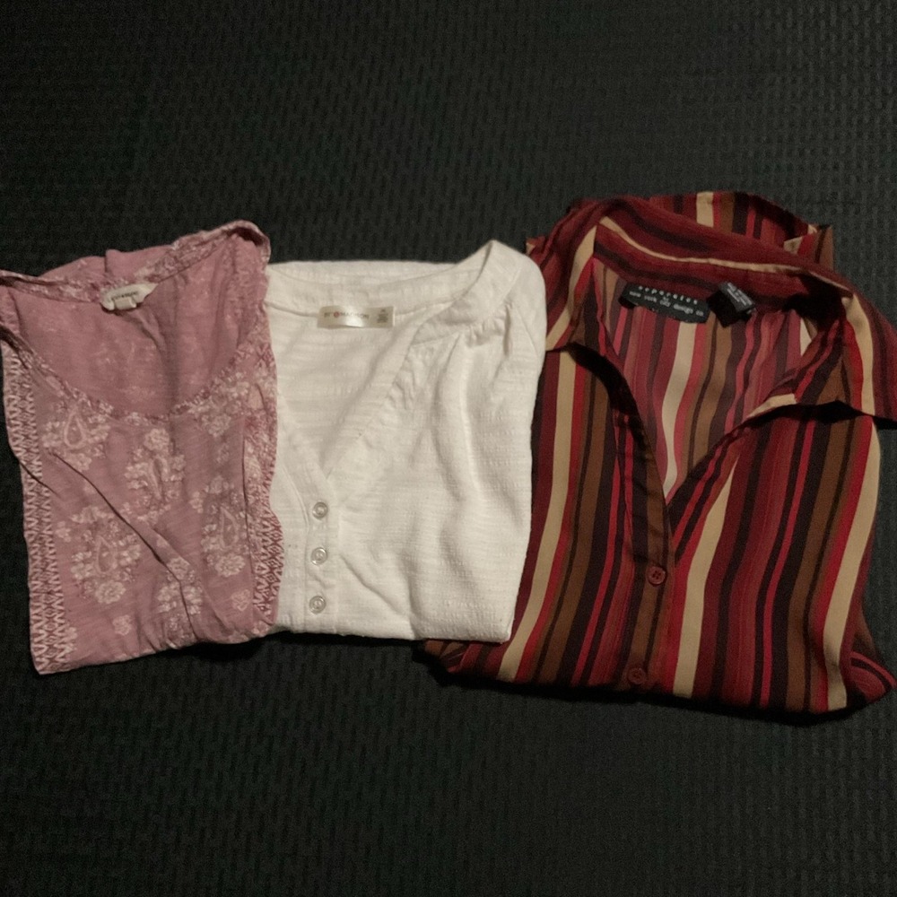 Mixed Brands Shirt Womens M Multicolor Lot Of 3 Tops Paisley Stripe Casual